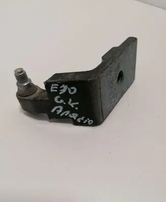 BMW X5 E70 Rear door lower hinge 7160825