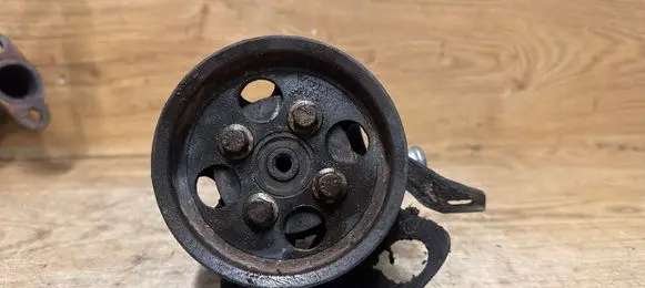 Volvo V70 Power steering pump 8G913A696NA 31280320