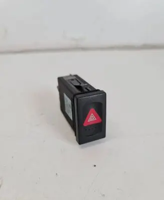 Volkswagen PASSAT B5 Hazard light switch 3B0953235D PA66GF30