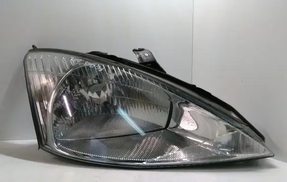 Ford Focus Headlight/headlamp