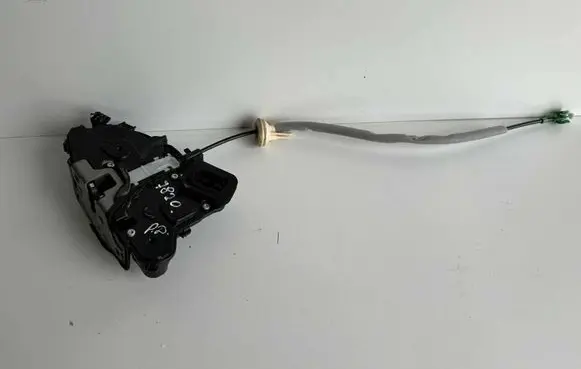 Front door lock