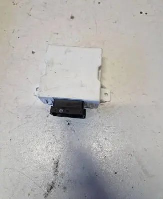 Toyota Corolla Verso AR10 Window wiper relay 150696 1209073
