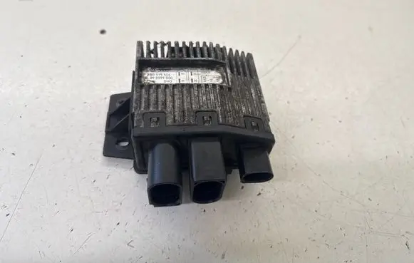 Volkswagen Multivan T5 Coolant fan relay 3B0919506 898999000 7H0959507