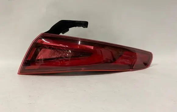 Alfa Romeo Giulia Rear/tail lights 20690207 00505485610