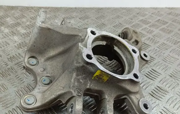 KIA Telluride Rear wheel hub