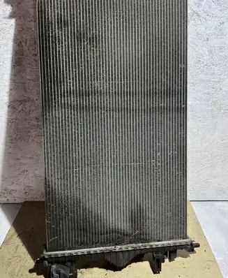Opel Insignia A Coolant radiator 13241725