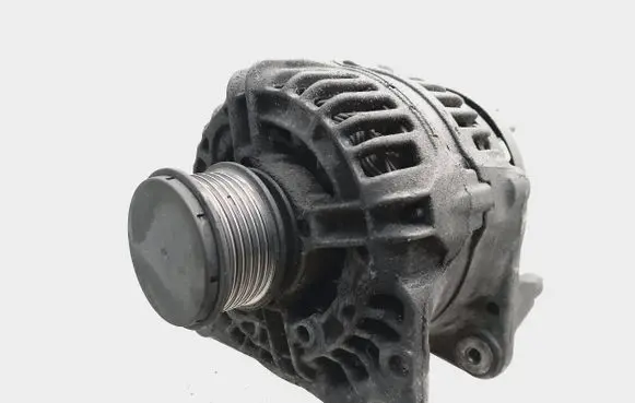 Volkswagen Golf IV Generator/alternator 038903023l 0124325001 F2276284