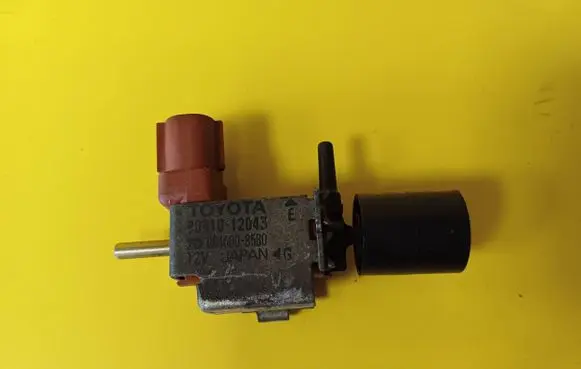 Toyota Carina T190 Vacuum valve 9091012043