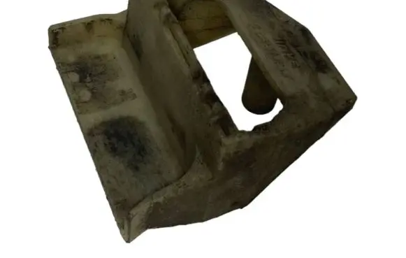BMW 5 E39 Radiator mount bracket 2247895 17112247895