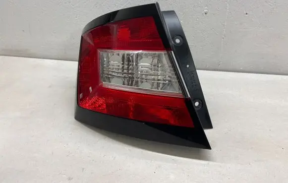 Skoda Fabia Mk3 (NJ) Rear/tail lights 6V6945095 05062019 62421901