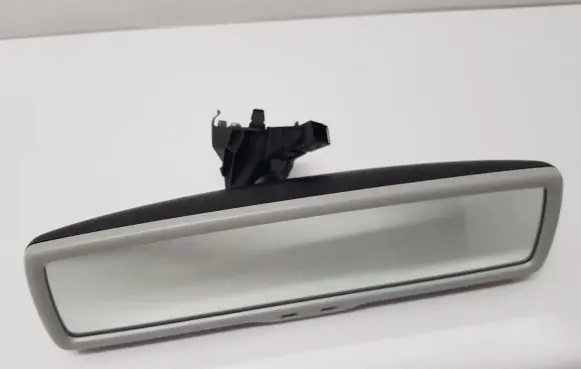 Rear view mirror (interior)