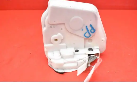 Mazda 6 Front door lock