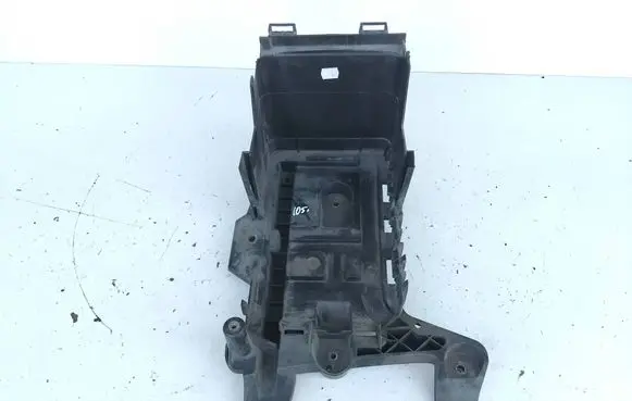 Audi A3 S3 8P Battery tray 1K0915325A