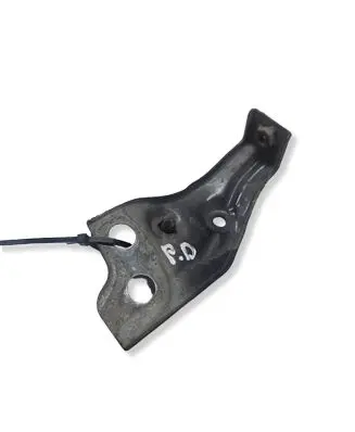 Hyundai i30 Fender mounting bracket 1234