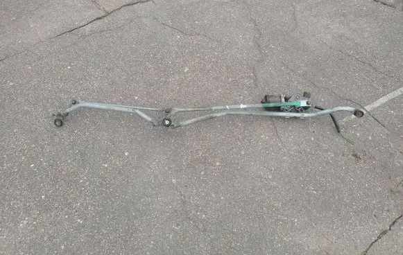 Citroen C3 Picasso Front wiper linkage and motor 53571102