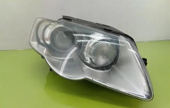 Volkswagen PASSAT B6 Headlight/headlamp 3C0941752G