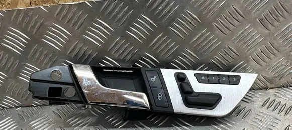 Mercedes-Benz E C207 W207 Front door interior handle 