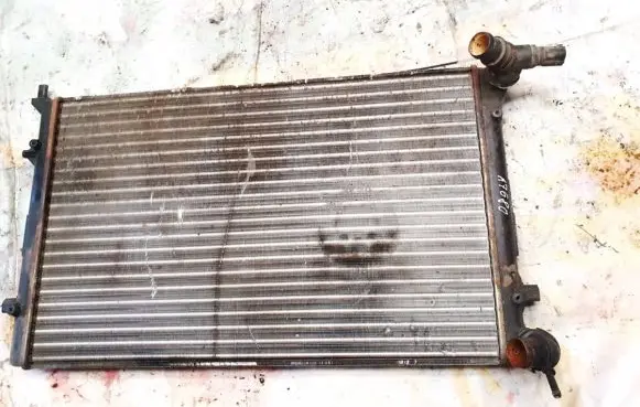 Volkswagen Caddy Coolant radiator n613616081102 610636