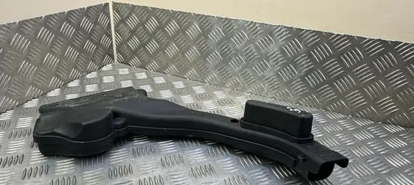 Nissan Qashqai Air intake duct part 4ED0B