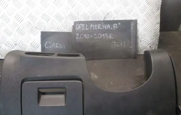 Opel Meriva B Steering wheel column trim 1330180