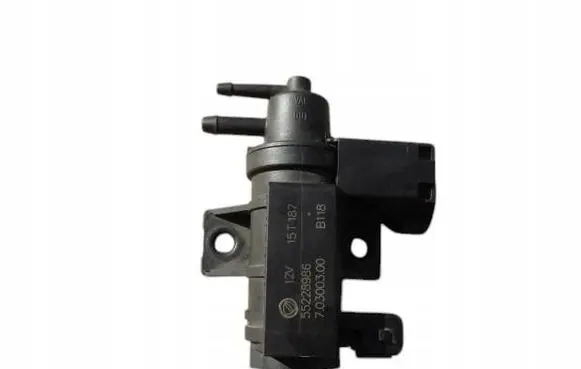 Maserati Quattroporte Valve vacuum 