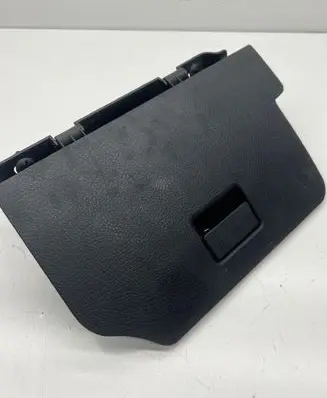 Opel Astra G Glove box 24437704