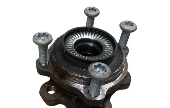 BMW 4 G22 G23 G24 G26 Rear wheel ball bearing 6869788 6899174 33406899174