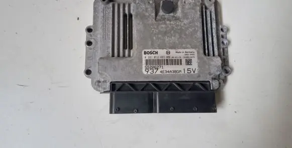 Alfa Romeo GT Engine control unit/module 4E34A3BDM 0281012883 55206271