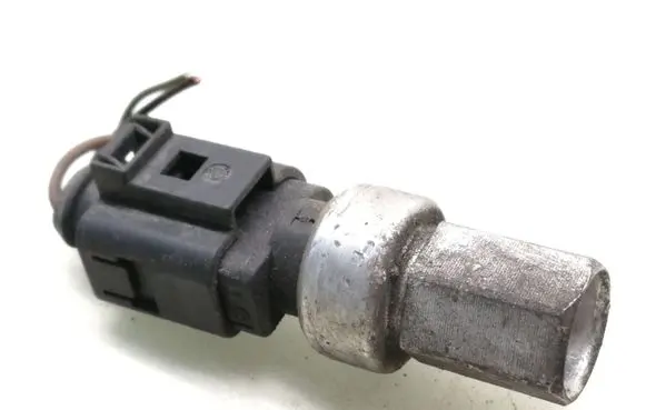 Air conditioning (A/C) pressure sensor