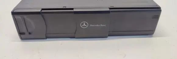 Mercedes-Benz SL AMG R230 CD/DVD changer A2208274642