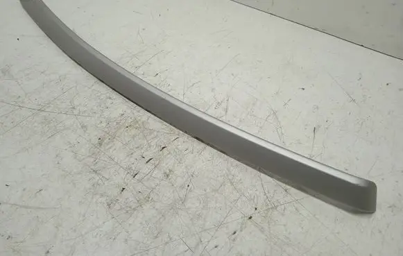 BMW 3 E90 E91 Dashboard glove box trim 52850610