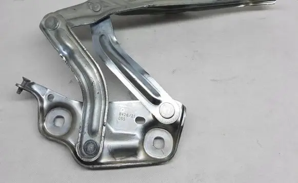 Skoda Scala Engine bonnet/hood hinges 654823302
