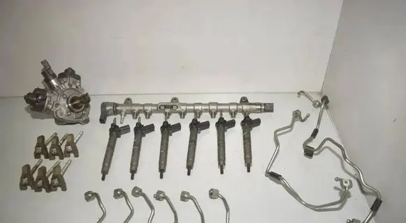 BMW 7 G11 G12 Fuel injection system set 8514134 8597650 8514135