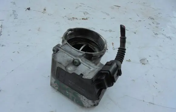 Audi A6 S6 C6 4F Throttle valve