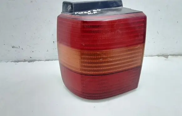 Volkswagen PASSAT B4 Rear/tail lights