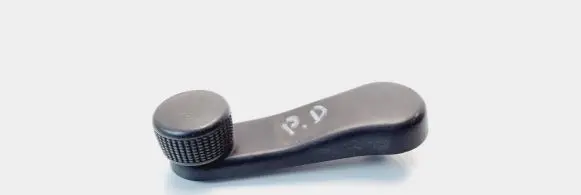 Volkswagen Caddy Front door window winding handle 2K0837581