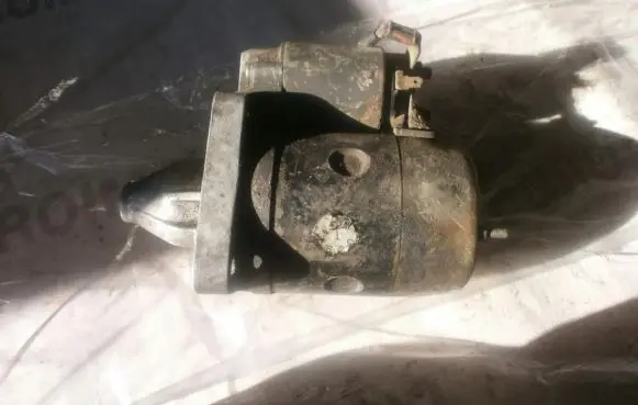Mazda 323 Starter motor m3t38882