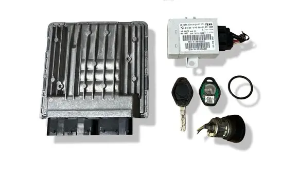 BMW X3 E83 Engine ECU kit and lock set 5WK90189 7576670