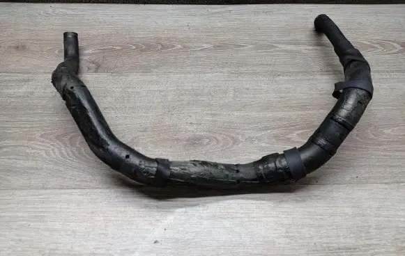 Volvo S60 Breather hose/pipe 