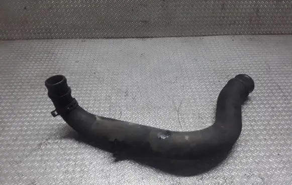 Intercooler hose/pipe