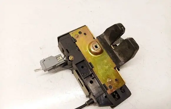 Volvo XC90 Engine bonnet/hood lock/catch 