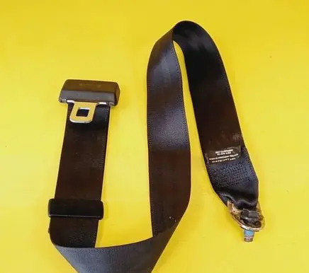 Nissan Micra Rear seatbelt 888541F500