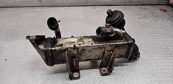 Nissan Primastar EGR valve cooler 8200910446C 8200910446