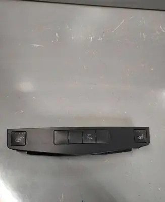Mercedes-Benz C W204 Seat heating switch A2048704310 2048704310