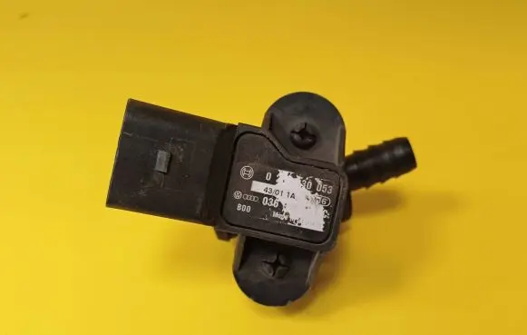 Audi A4 S4 B6 8E 8H Air pressure sensor 8E0611933A