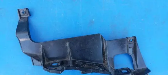 BMW 5 E39 Headlight/headlamp mounting bracket 15372300