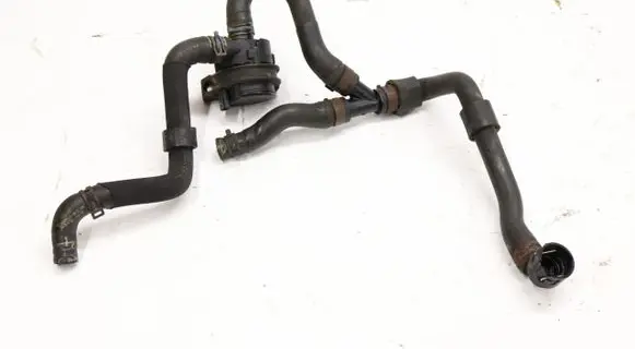 Audi A3 S3 8V Engine coolant pipe/hose 5G0965567A
