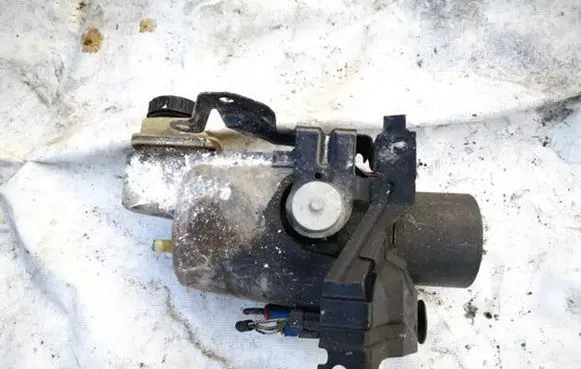 Renault Laguna III Power steering pump 491100033r