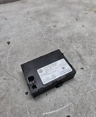 Mercedes-Benz E W211 Gateway control module A2114452600 410213009005 A2115403545