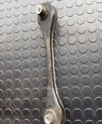 Volkswagen PASSAT B8 Rear upper control arm/wishbone 5Q0501529F